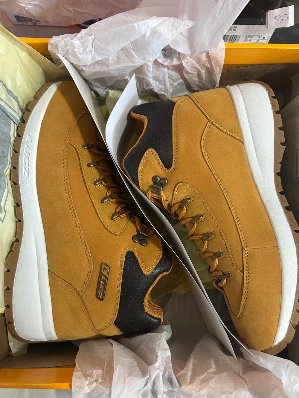 Lugz Men's Wheat/Tan Casual Hiking Boots